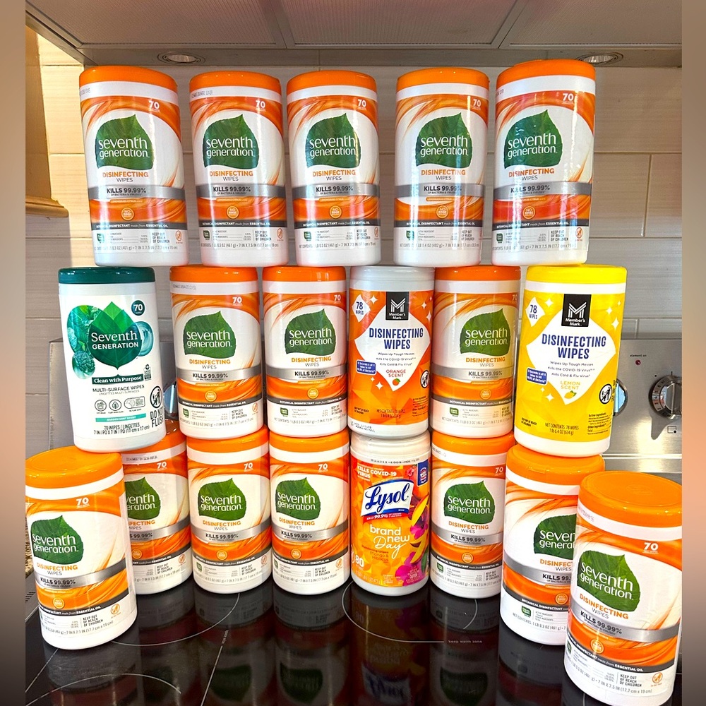 Lot Of 20 Empty Seventh GeneratPlastic Containers w/Lids Storage Crafts Projects